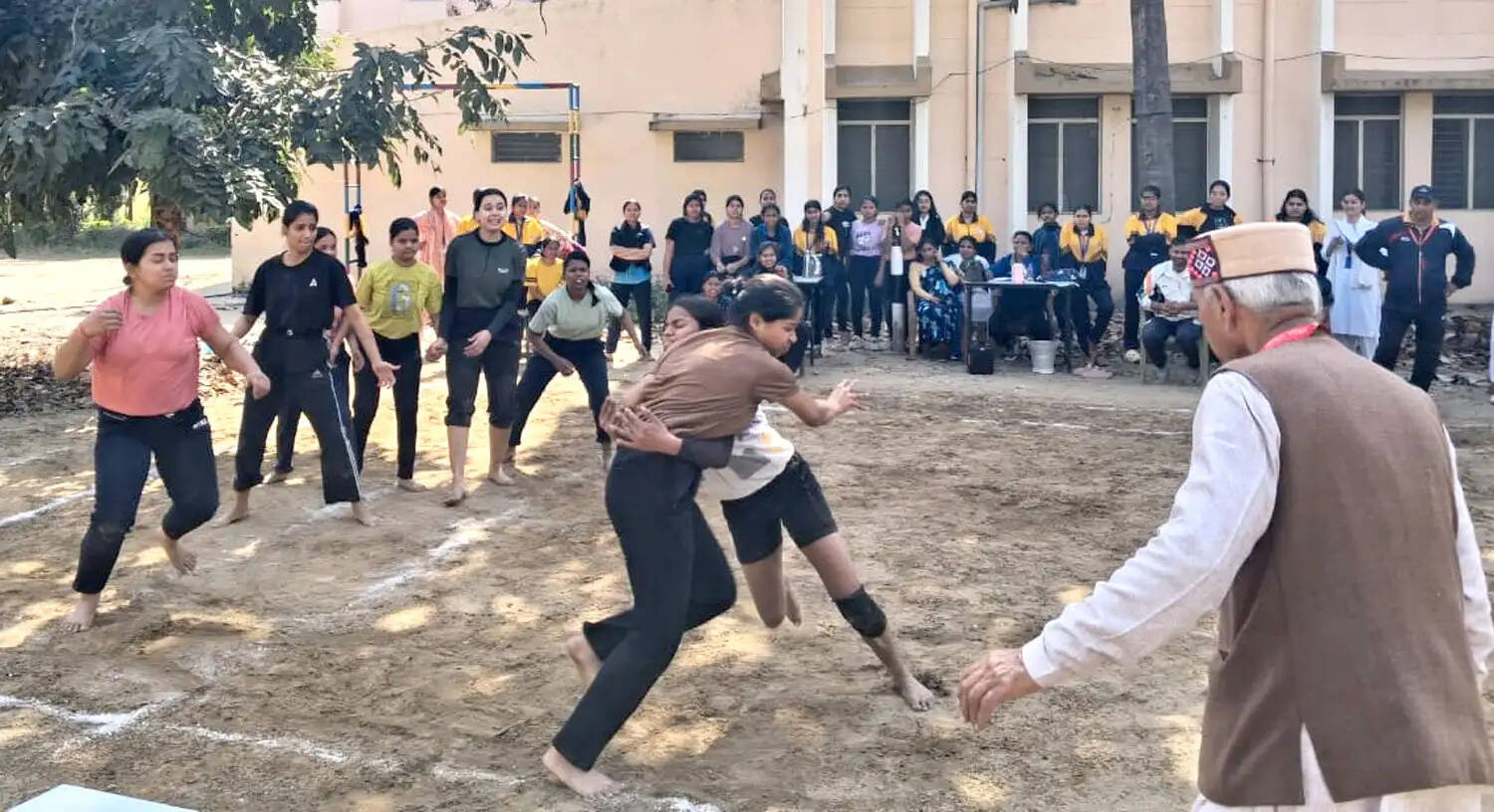 देसंविवि में तीन दिवसीय उत्सव-26 का शुभारंभ