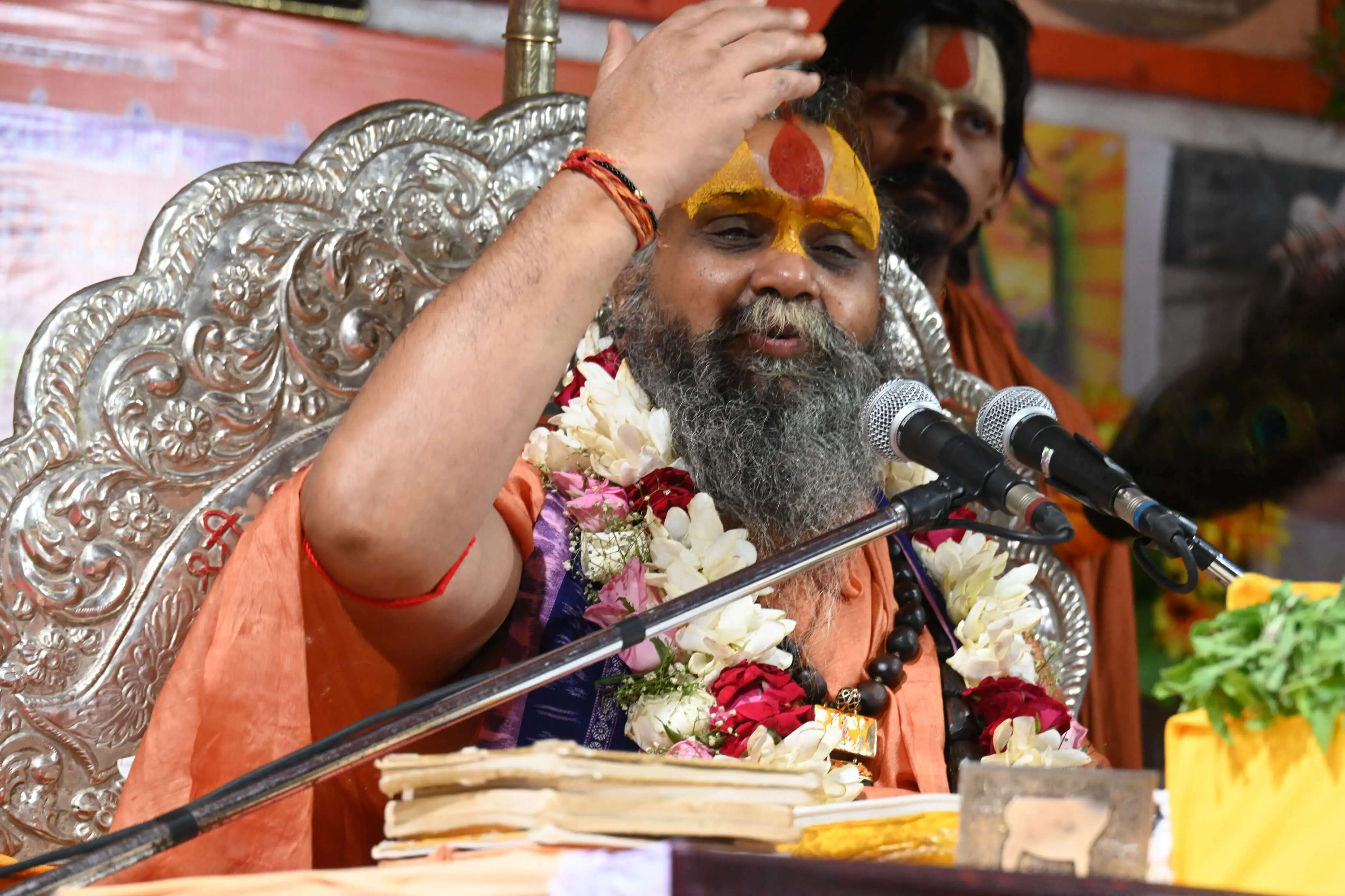 भगवान की शरणागति ही जीव का वास्तविक घर, गोसेवा से श्रीकृष्ण की प्राप्ति संभव : स्वामी राजेंद्रदास