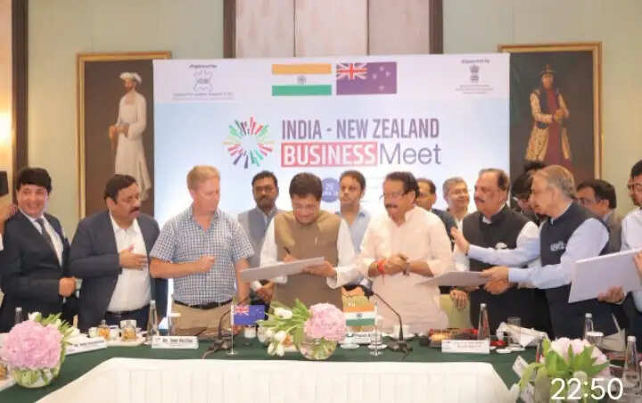 इंडिया- न्यूजीलैंड बिजनेस मीट: 'विश्व की शू कैपिटल' बनेगा आगरा