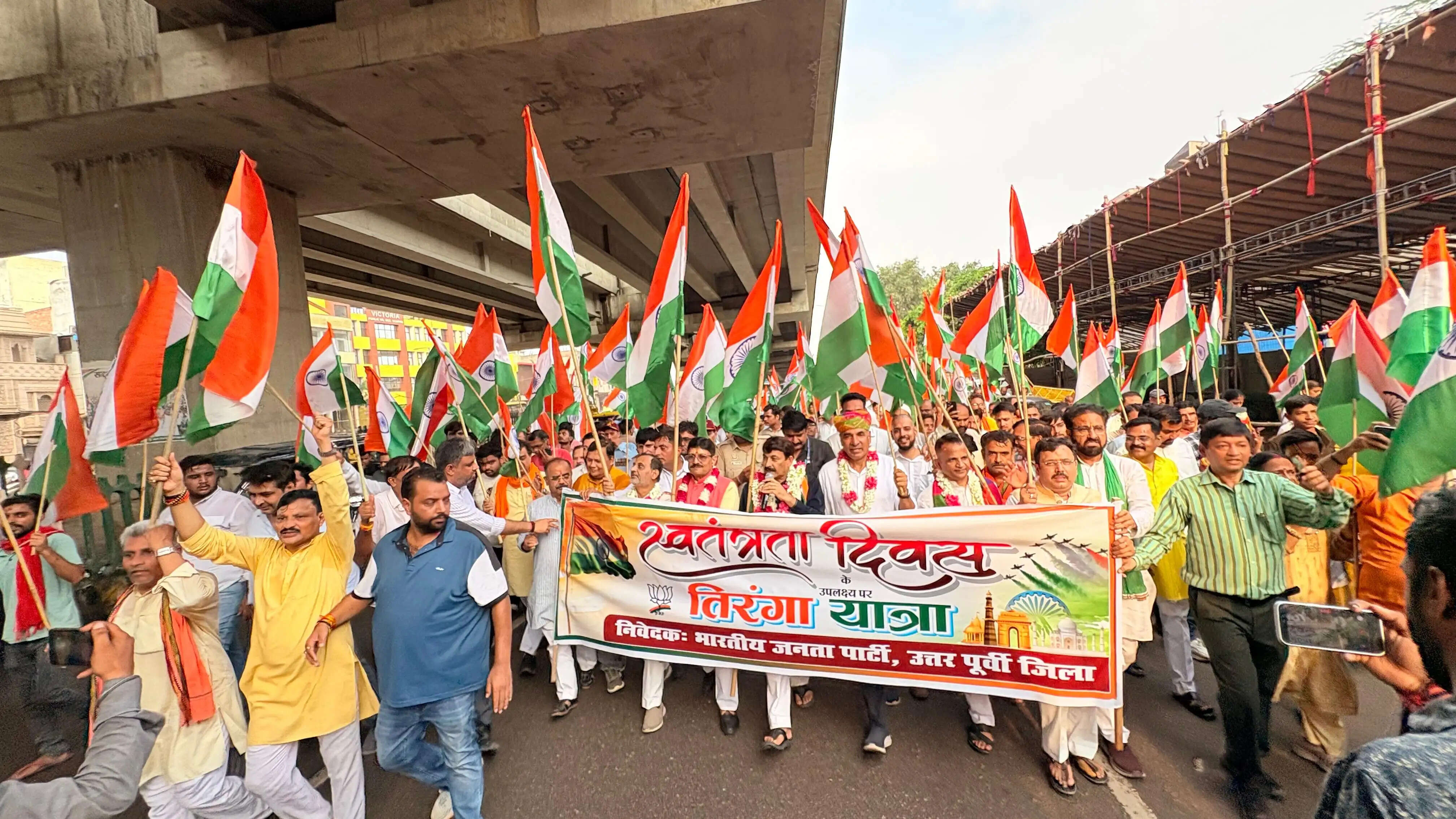 दिल्ली भाजपा ने पांच जिलों में निकालीं तिरंगा यात्रा, ‘हर घर तिरंगा’ अभियान को जन-जन तक पहुंचाने का संकल्प