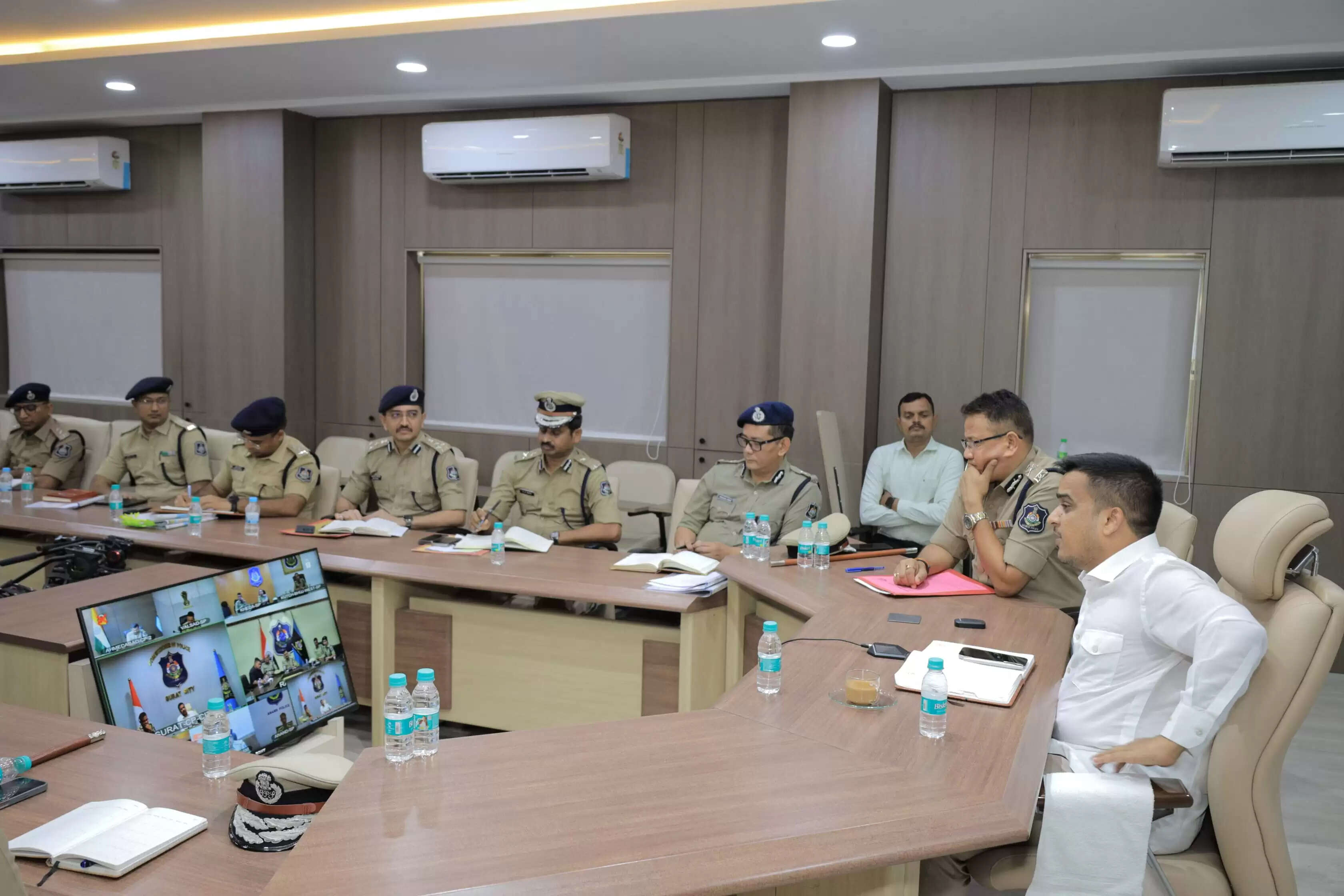 गुजरात सरकार का महाअभियानः बांग्लादेशी घुसपैठियों को 2 दिनों में सरेंडर करने का अल्टीमेटम