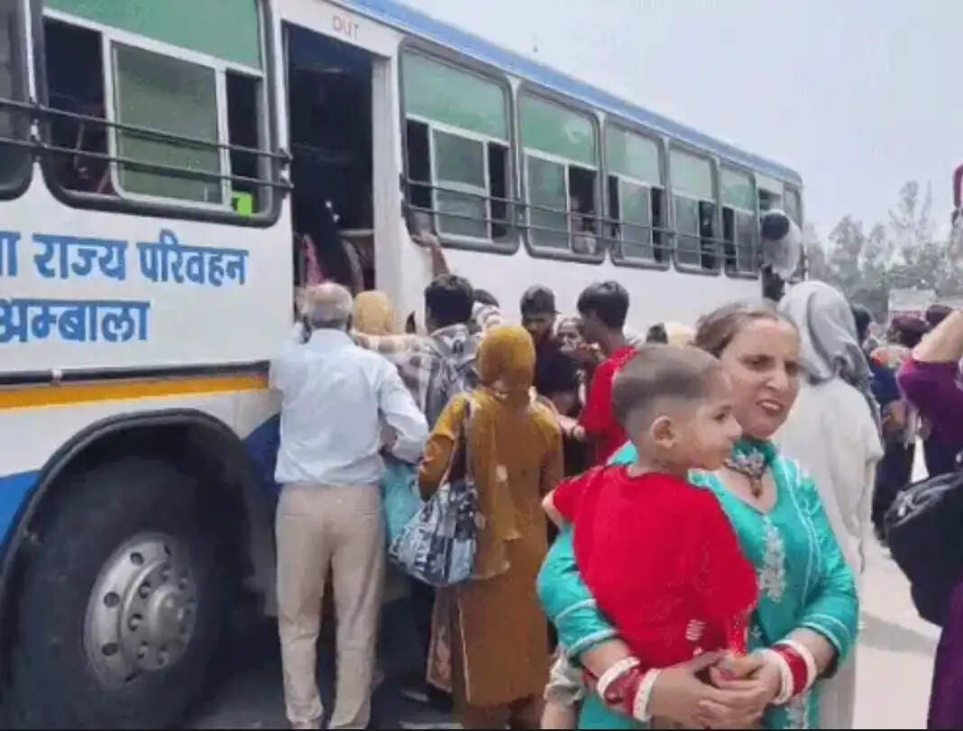 कैथल: रक्षाबंधन पर रोडवेज में महिलाओं और बच्चों की फ्री यात्रा शुरू, बस स्टैंड पर उमड़ी भीड़
