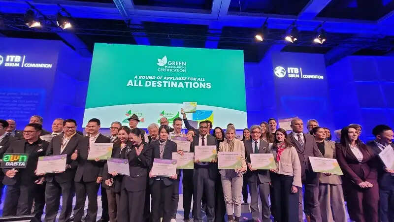 मप्र के प्रसिद्ध हिल स्टेशन पचमढ़ी प्रतिष्ठित 'ग्रीन डेस्टिनेशंस ब्रॉन्ज' सर्टिफिकेट से सम्मानित