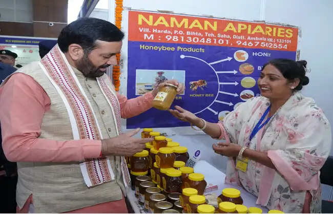 हरियाणा सरकार ने 120 रुपये किलो तय किया शहद का सरंक्षित मूल्य