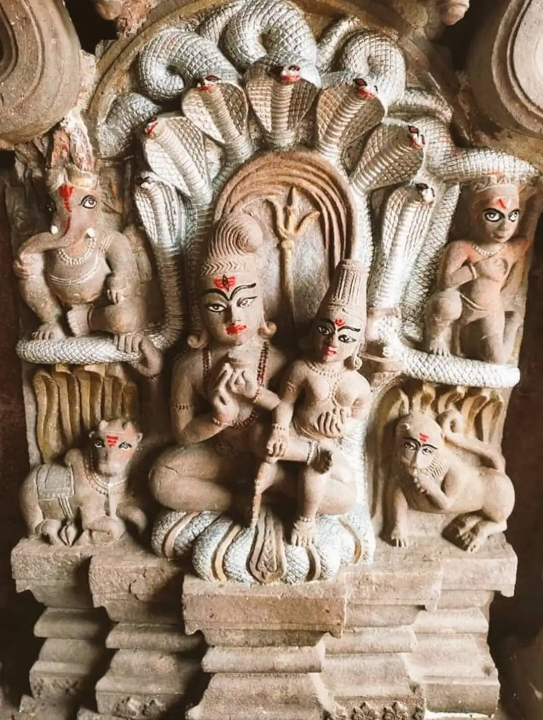 उज्जैनः प्रशासक प्रथम कौशिक ने किया महाकाल मंदिर की दर्शन व्यवस्थाओं का निरीक्षण