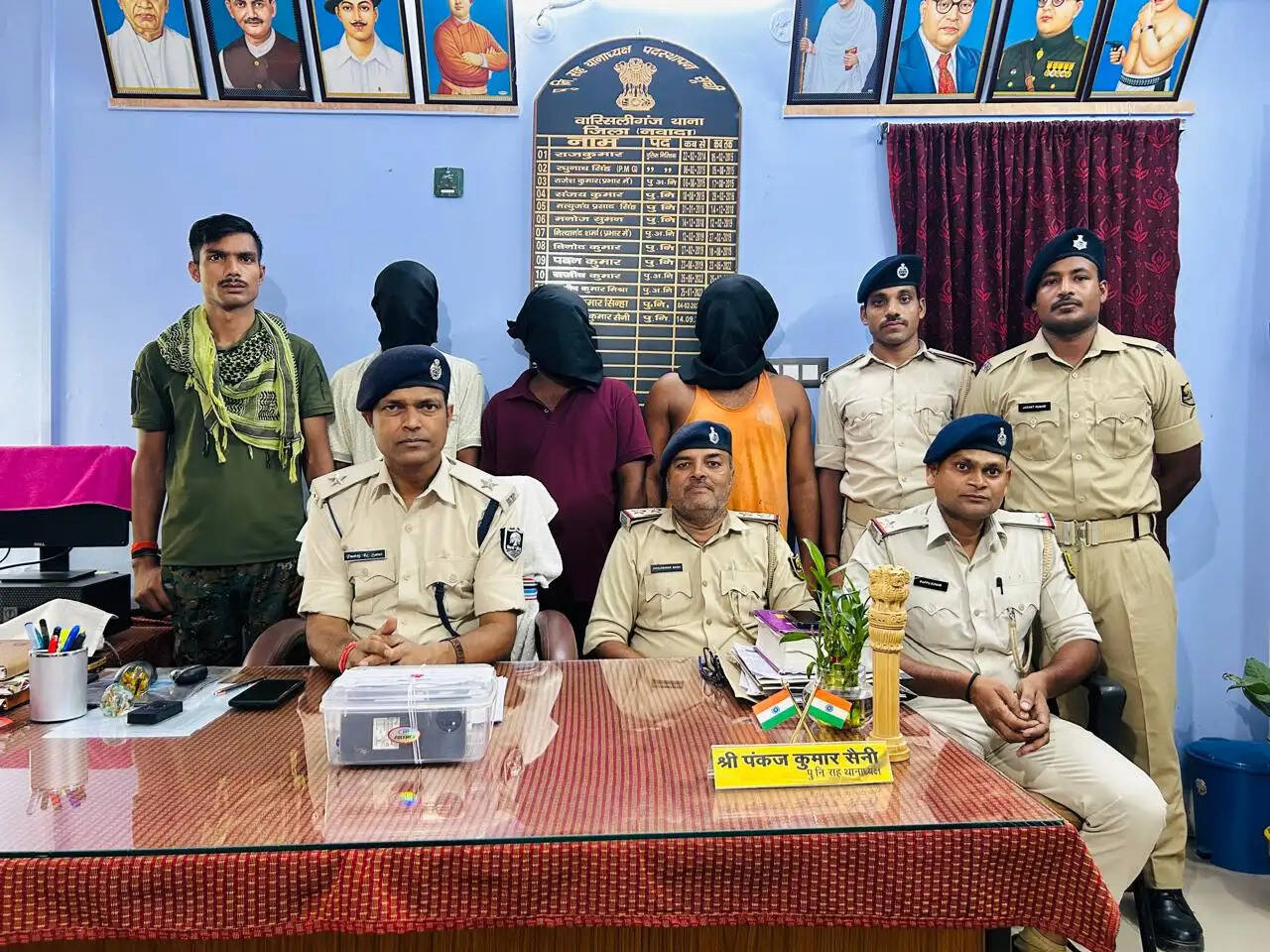नवादा के वारिसलीगंज में 3 साइबर अपराधी गिरफ्तार