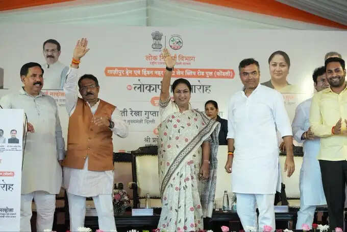 मुख्यमंत्री ने गाजीपुर ड्रेन से हिंडन नहर तक 2 लेन स्लिप रोड ब्रिज का किया लोकार्पण