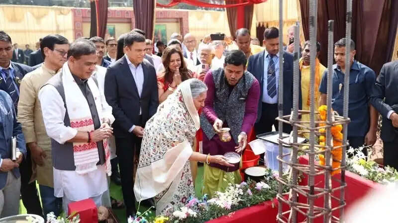 गुवाहाटी में ऐतिहासिक वृंदावनी वस्त्र रखने के लिए म्यूजियम की रखी गई नींव