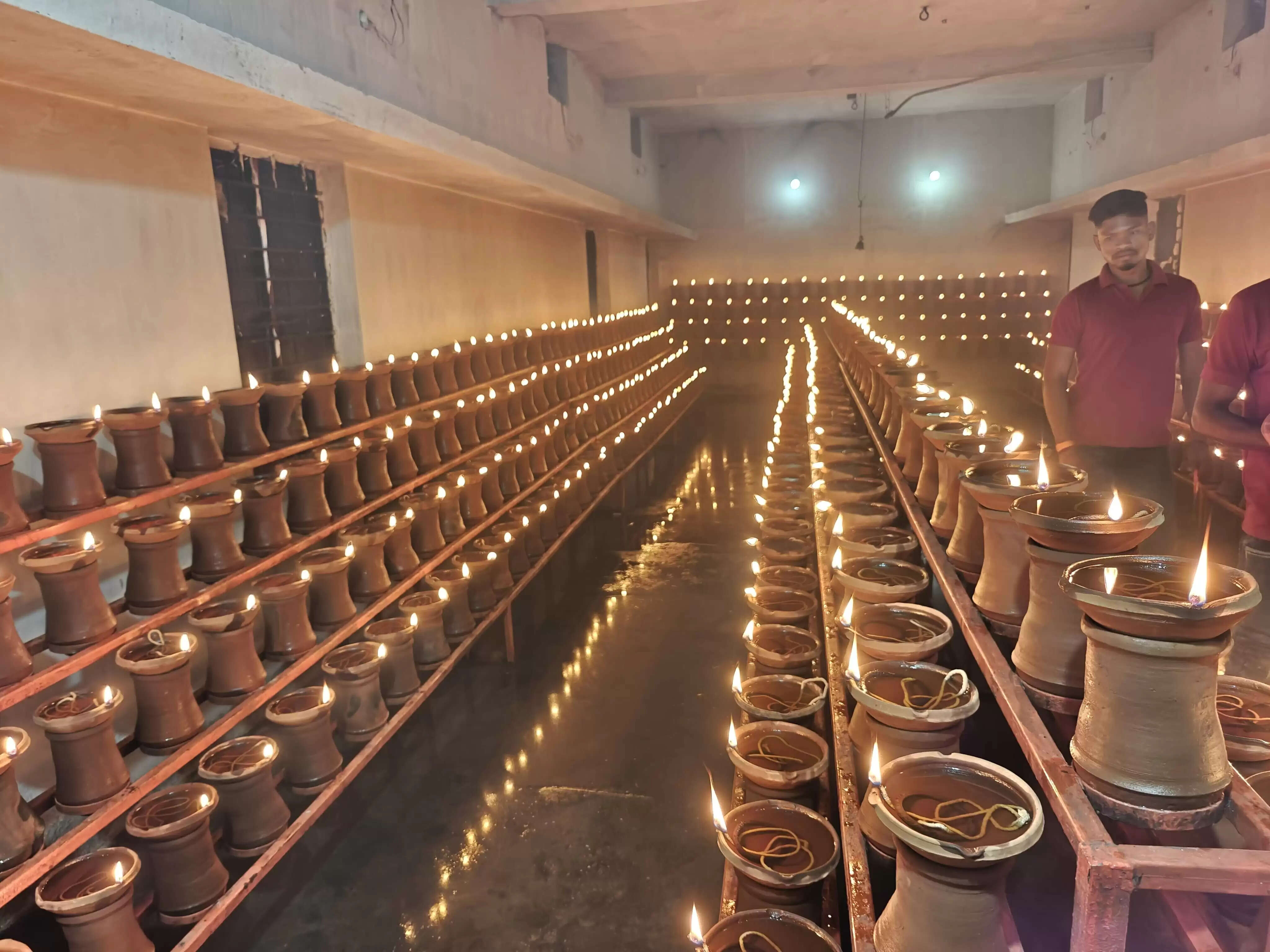 मां अंगारमोती मंदिर में जल रही 3306 मनोकामना ज्योत