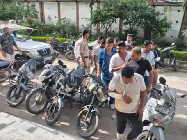 नरसिंहपुर में पांच लोगों की मौत का मामला: सड़क हादसा नहीं, सुनियोजित हत्या निकली; आठ आरोपित गिरफ्तार