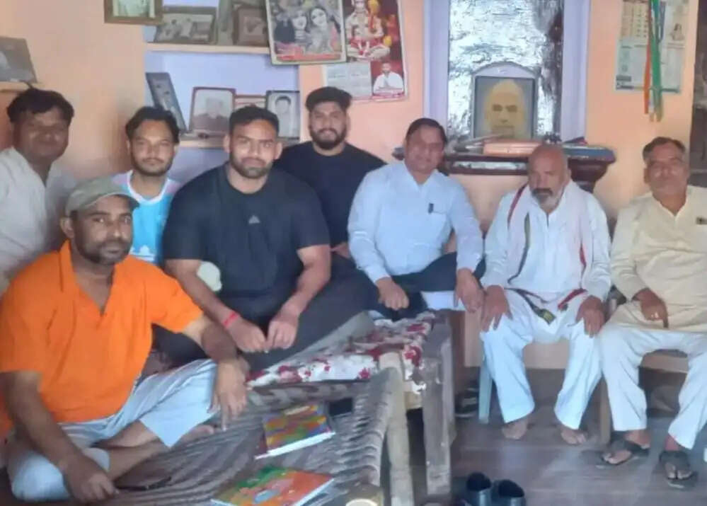 हाथरस में 29 मार्च को होगी पांच लाख की इनामी कुश्ती, कई राज्यों के पहलवान दंगल में होंगे शामिल