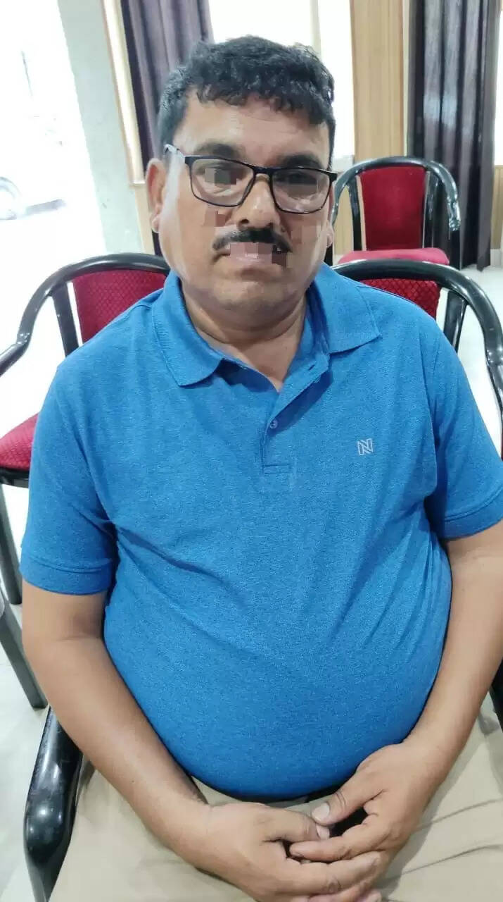 फरीदपुर थाना में तैनात दरोगा रिश्वत लेते गिरफ्तार