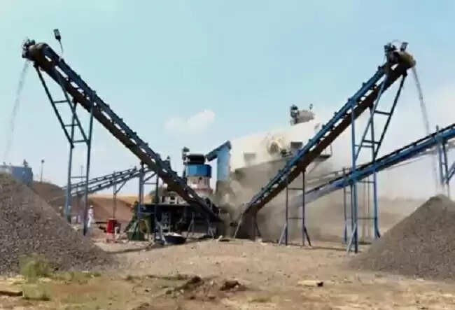 हरदाः नियम विरूद्ध खनिज उत्खनन, दो क्रेशर संचालकों पर 9.95 करोड़ का जुर्माना