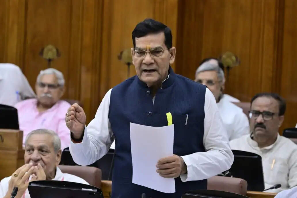 पूर्व की सरकारों में बिजली व्यवस्था बदहाल थी, हम निर्बाध विद्युत आपूर्ति कराने के लिए प्रतिबद्ध : ऊर्जा मंत्री