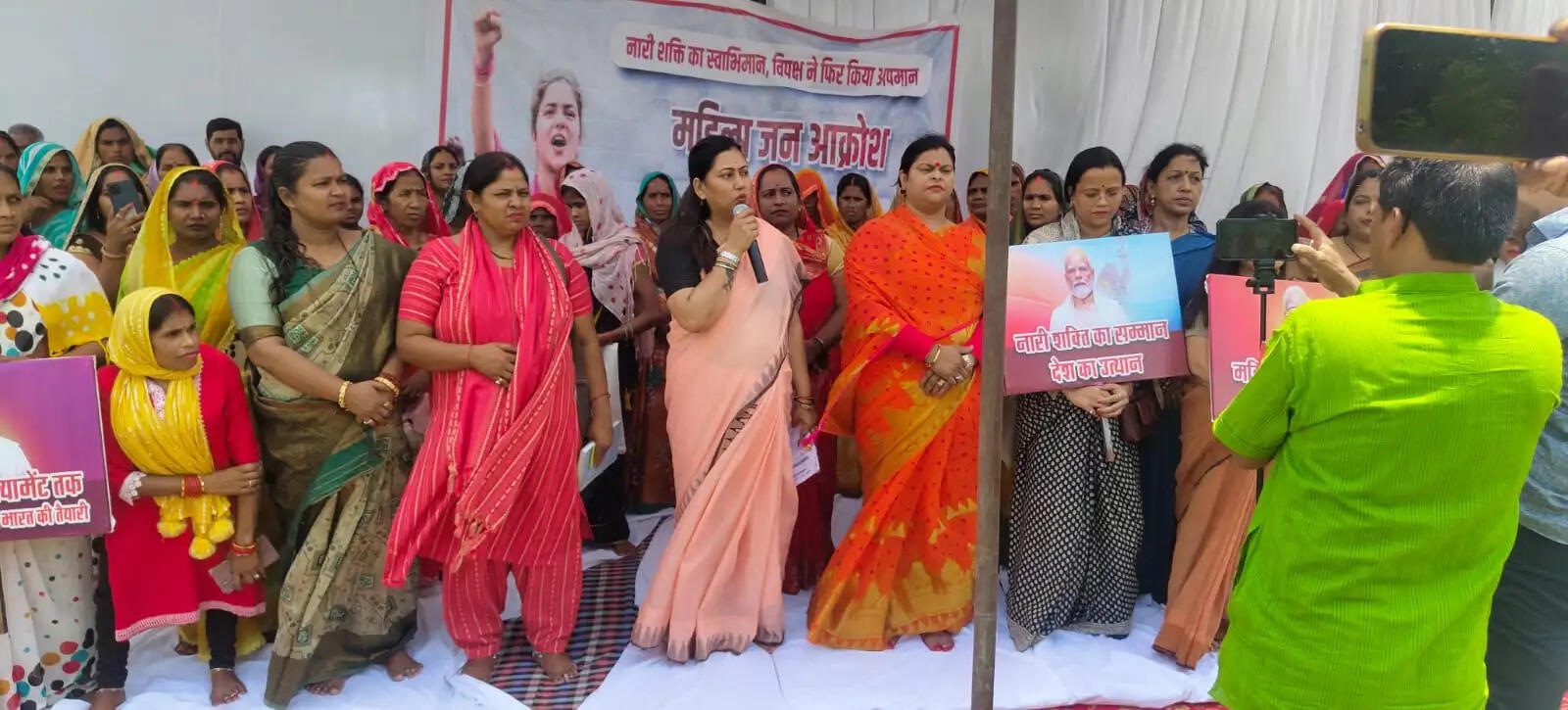 महिलाओं के सम्मान के साथ विपक्षी कांग्रेस-सपा ने विश्वासघात किया : शोभा द्विवेदी