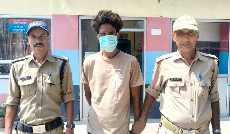 लाखों की स्मैक के साथ तस्कर मेहताब गिरफ्तार