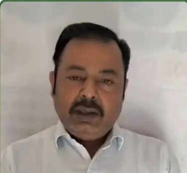 मुख्यमंत्री से मिलने जा रहे ग्राम प्रधान को पुलिस ने उठाया