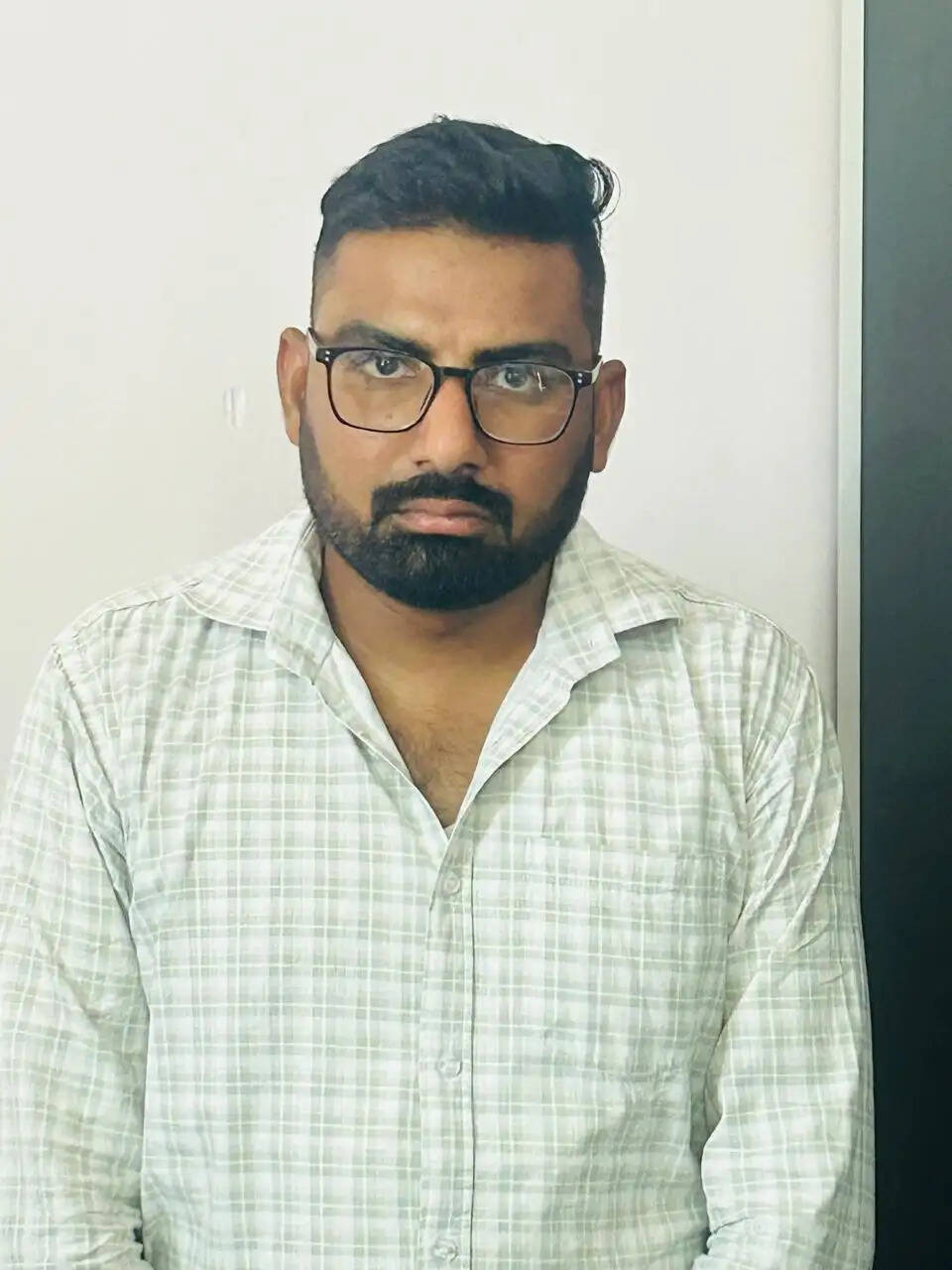 पचास हजार की रिश्वत लेते पटवारी गिरफ्तार