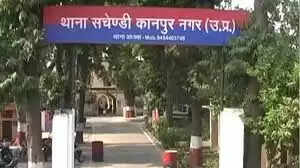 डंपर से टकराकर कंटेनर चालक की मौत, परिचालक घायल