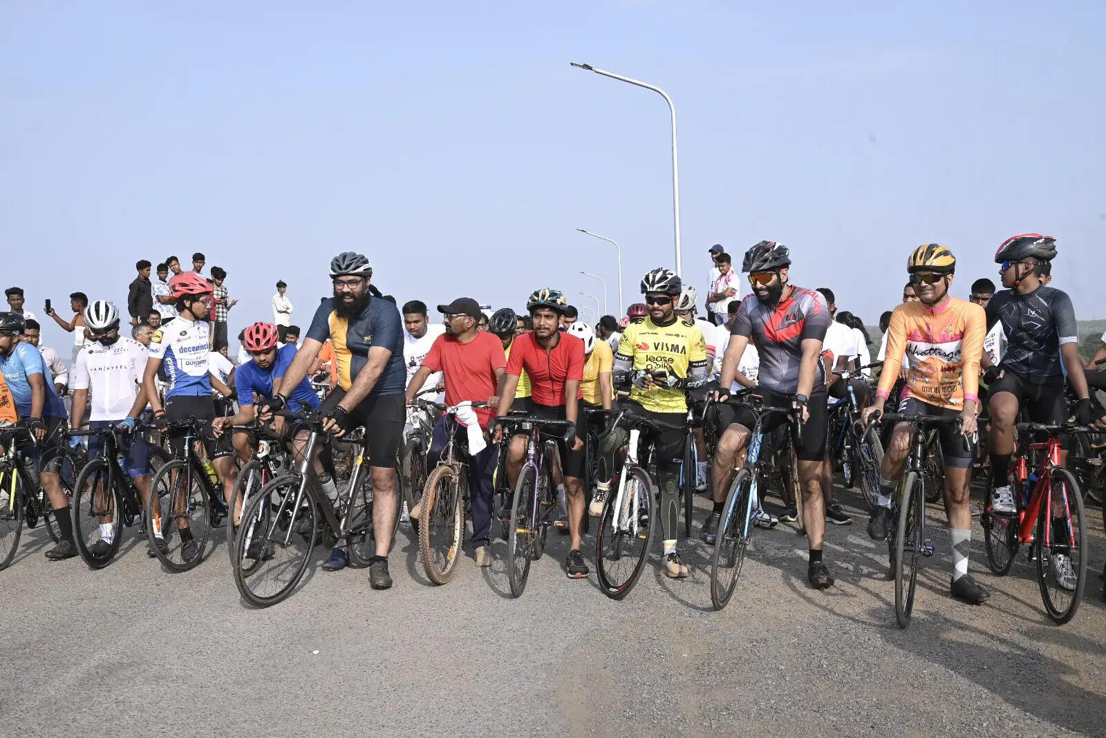 गंगरेल बांध में साइकिल रेसिंग प्रतियोगिता का रोमांच, महाराष्ट्र, रायपुर, राजनांदगांव और धमतरी के प्रतिभागियों ने जीते खिताब