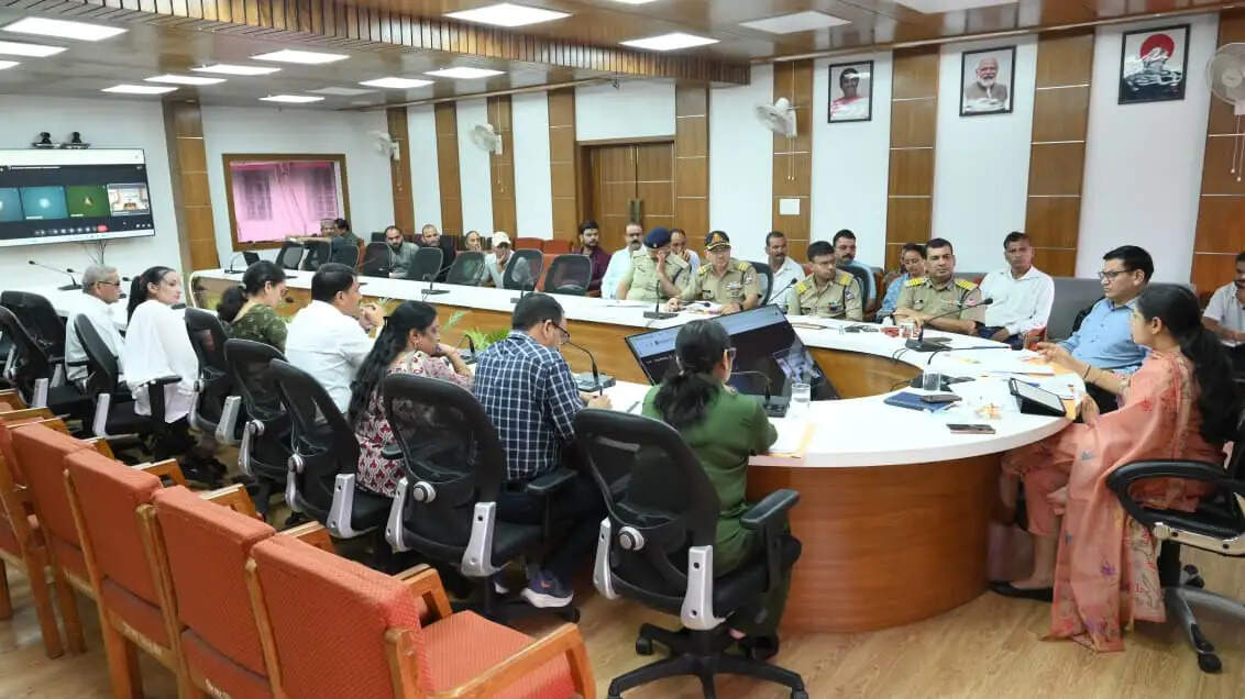 हाईवे चौड़ीकरण की समस्याओं के समाधान को समय सीमा की तय