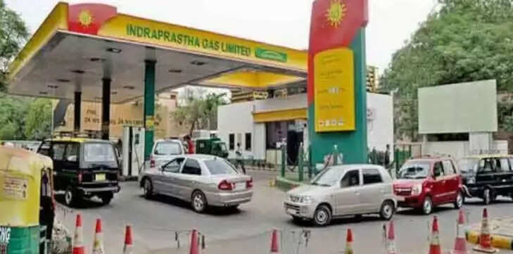 (अपडेट) दो सप्ताह में चौथी बार बढ़ा सीएनजी का भाव, दिल्ली में कीमत 83.09 रुपये तक पहुंची
