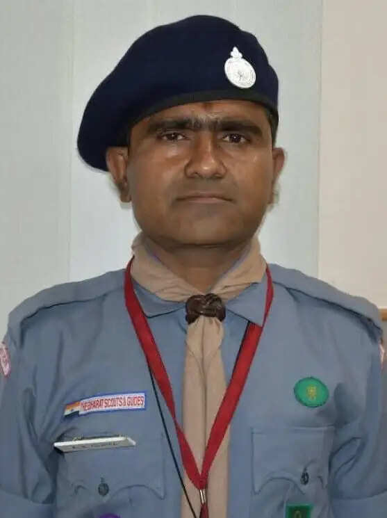 गवर्नर अवार्ड कैंप में गोरखपुर के अजय बजरंगी और लाजो रानी बने सहयोगी परीक्षक