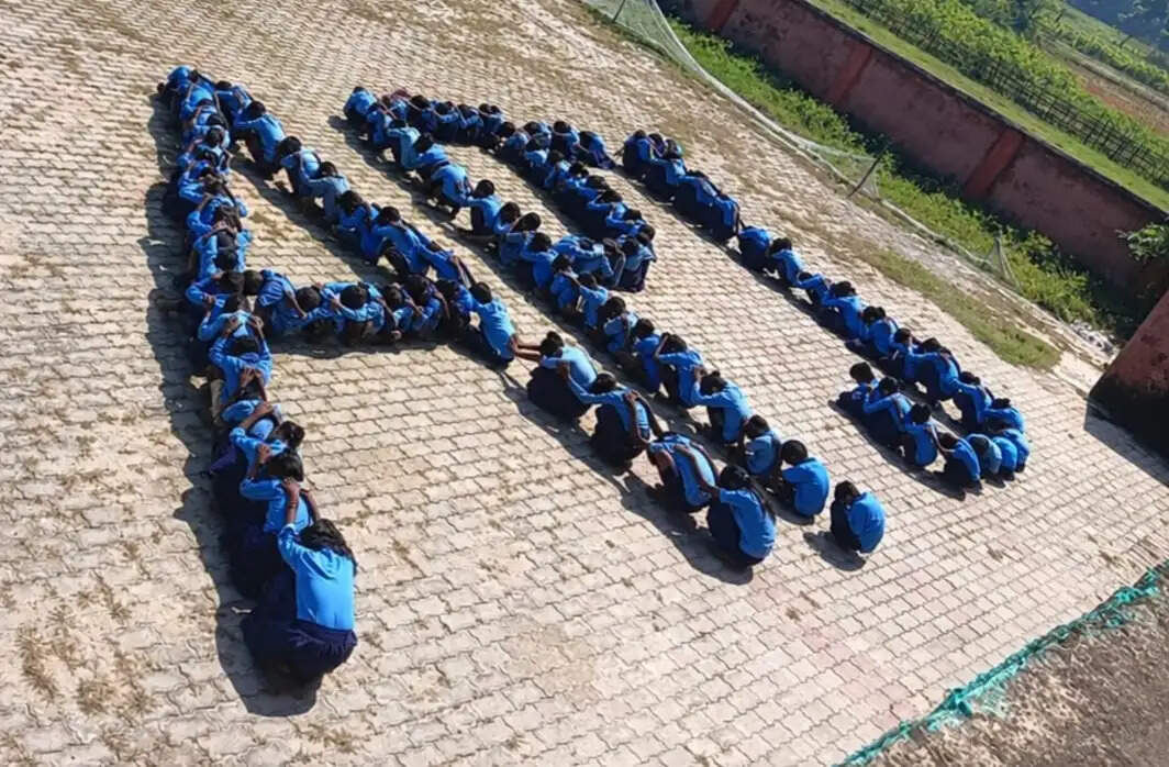 पूर्व राष्ट्रपति और महाकवि निराला को जयंती पर दी गई श्रद्धांजलि
