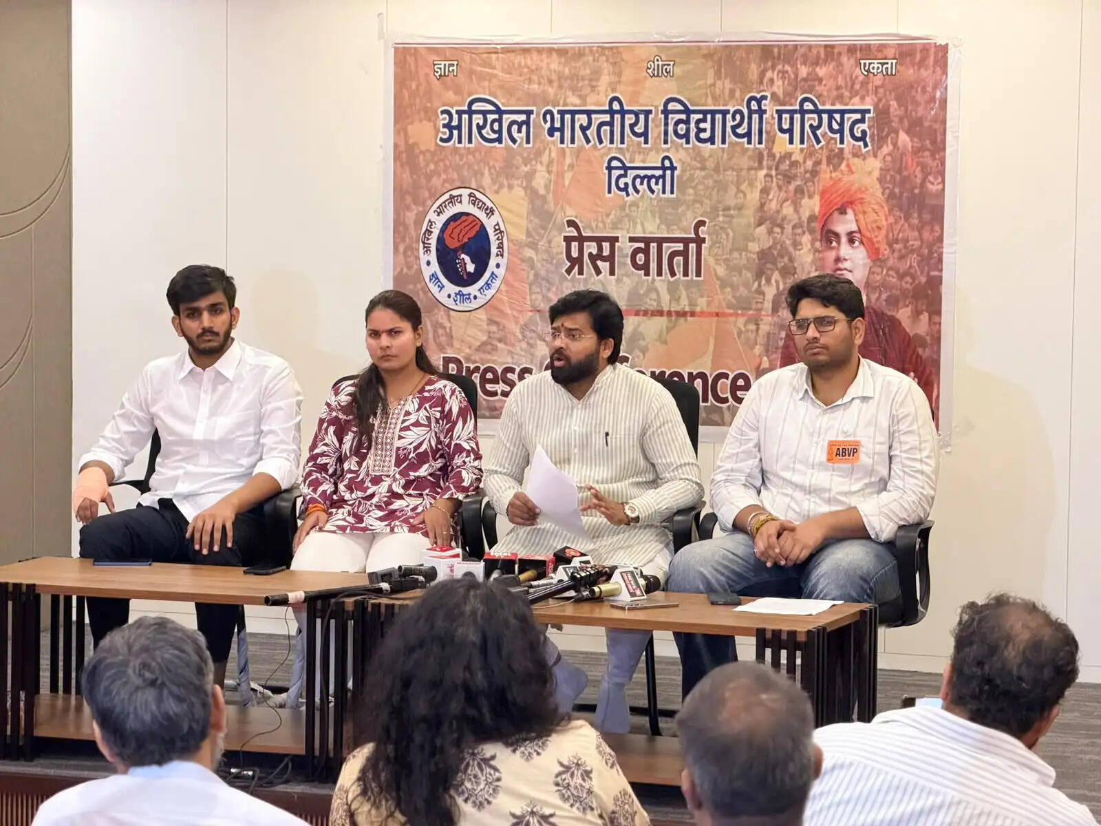 सत्य निकेतन हादसे के लिए जिम्मेदारों पर हो कार्रवाई, निगमायुक्त दें इस्तीफा: अभाविप