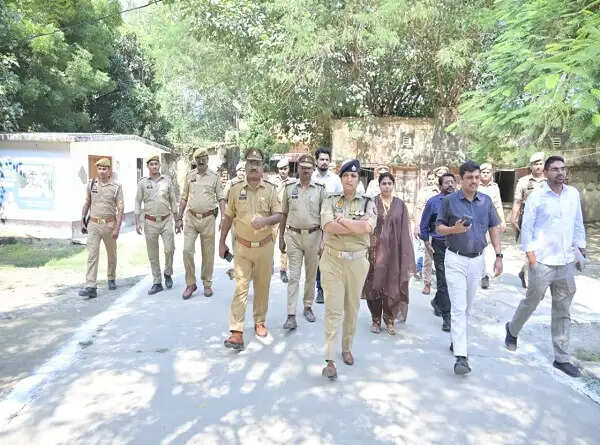 भव्यता और सांस्कृतिक वैभव के साथ सजेगा देवा मेला, डीएम ने तय किए अधिकारियों के दायित्व