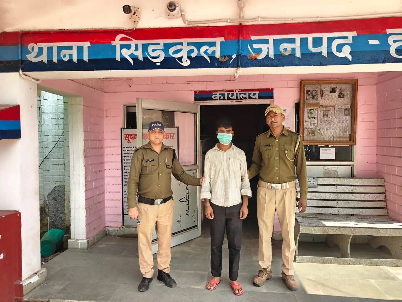 15 वर्षीय किशोरी से दुष्कर्म का आरोपी गिरफ्तार