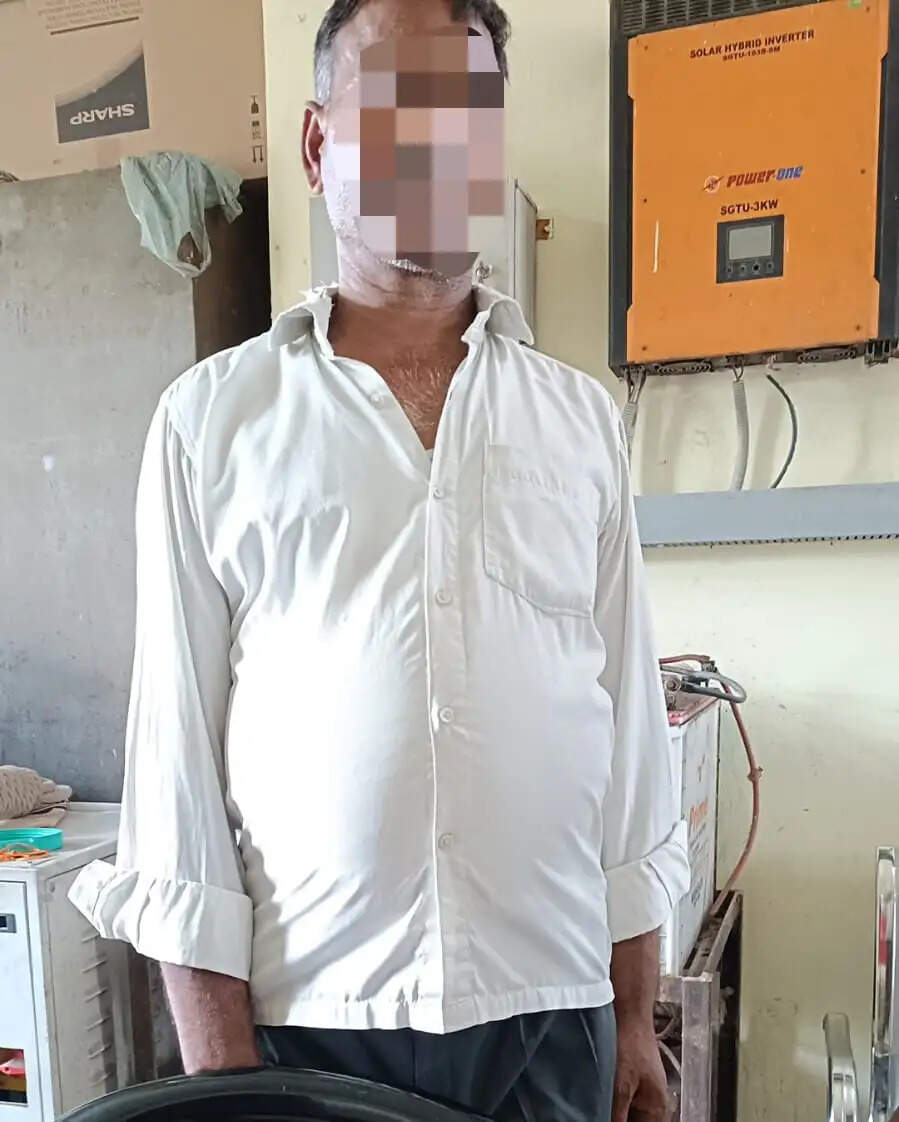 खैरा में पान दुकान सेगांजा बरामद, एक युवक गिरफ्तार