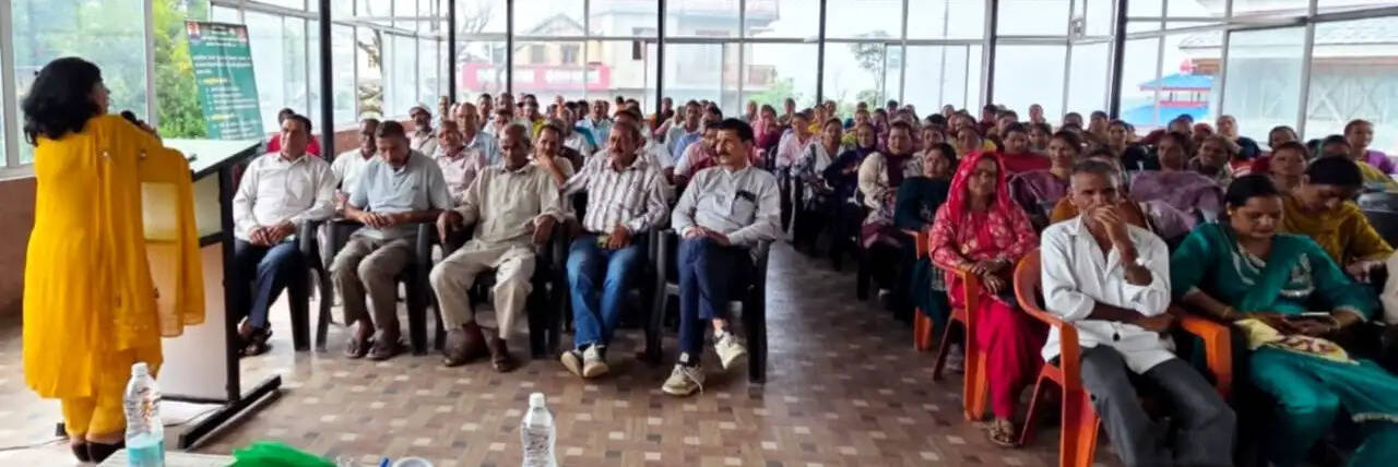 जैदेवी में किसान गोष्ठी, प्राकृतिक खेती और किसान रजिस्ट्री पर हुआ संवाद