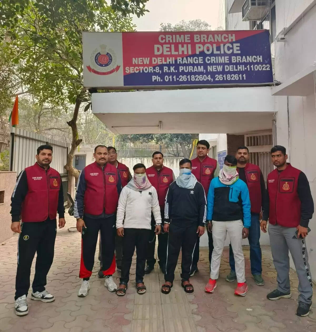 हत्या के मामले में तीन आरोपित गिरफ्तार