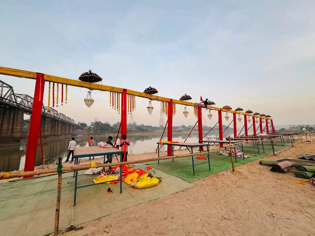 देव दीपावली के अवसर पर हसदेव घाट में आज होगी भव्य महाआरती