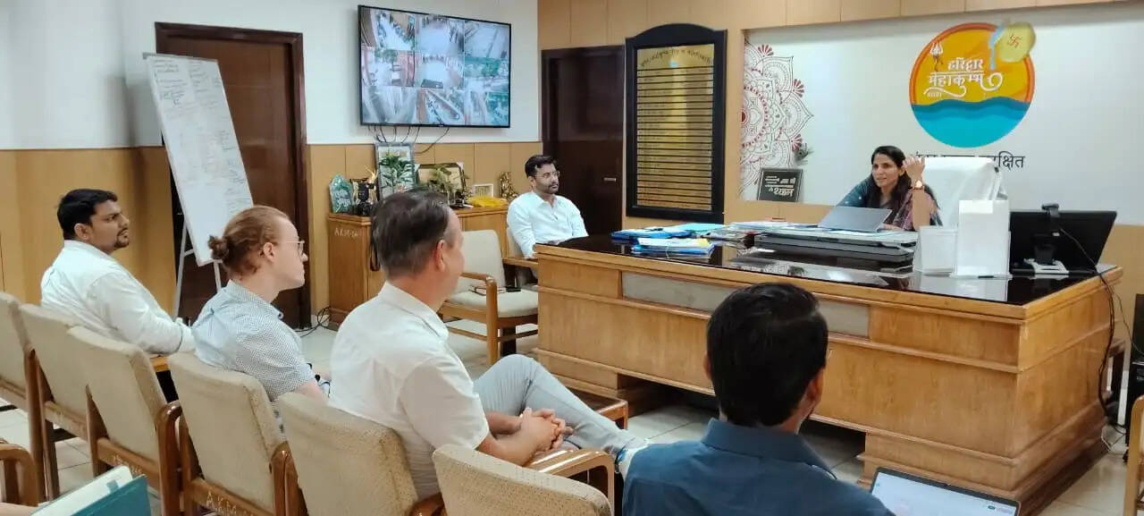 कुंभ-2027: हरिद्वार के घाटों को मिलेगा ग्रीन स्वरूप, नीदरलैंड के विशेषज्ञों ने किया निरीक्षण