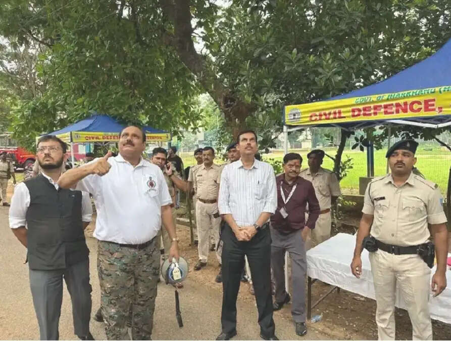 एयर रेड और ब्लैकआउट मॉक ड्रिल में आपदा से निपटने की तैयारियों की परखी गई क्षमता