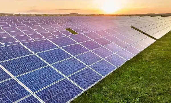 पीएम सूर्य घर योजना से ऊर्जा आत्मनिर्भरता को मिली रफ्तार, 1.33 लाख से अधिक सौर संयंत्र स्थापित