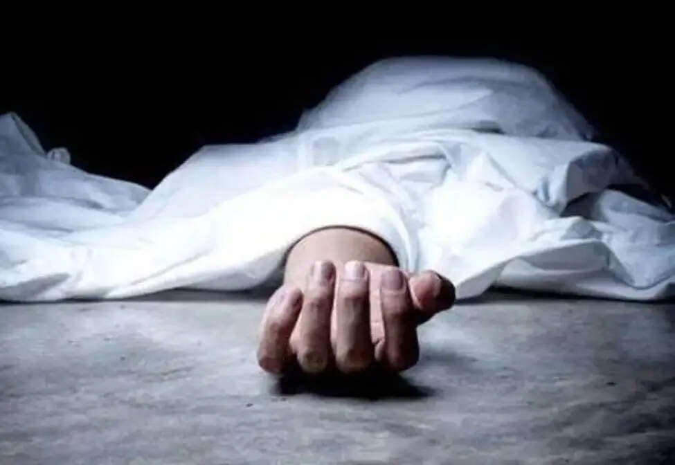 19 वर्षीय युवक का शव प्रेमिका के घर चारपाई पर पड़ा मिला, हत्या की आशंका
