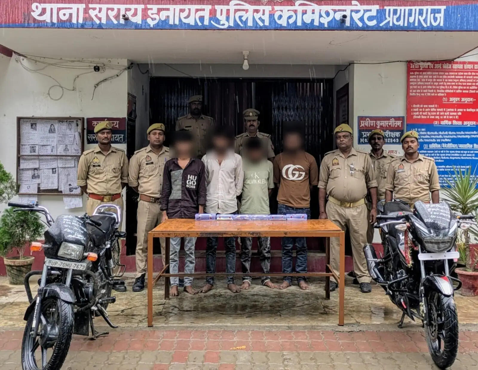 हाईवे पर लूट और चोरी करने वाले चार आरोपित गिरफ्तार, पिस्टल और तीन वाहन बरामद