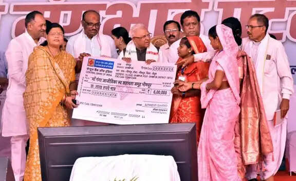 सजगता, सहयोग और सावधानी से सिकल सेल उन्मूलन संभव : राज्यपाल पटेल