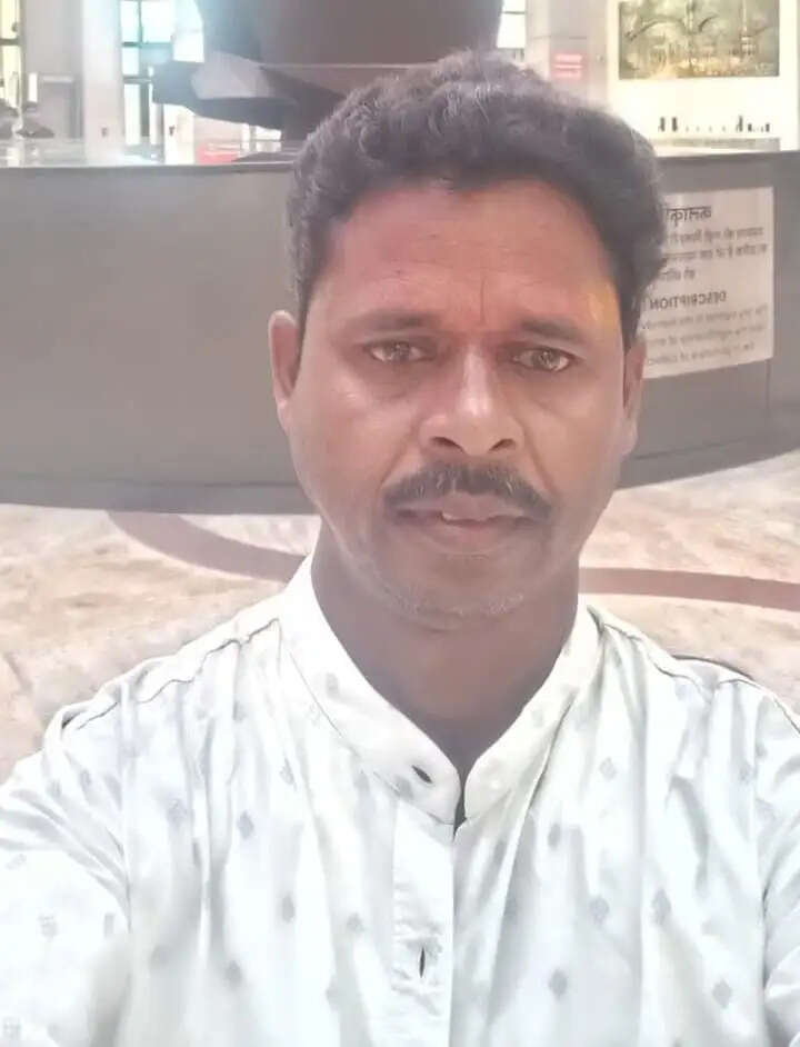 पेटरवार-तेनुघाट मुख्य पथ पर दो बाइकों की टक्कर में शिक्षक की मौत, एक अन्य गंभीर