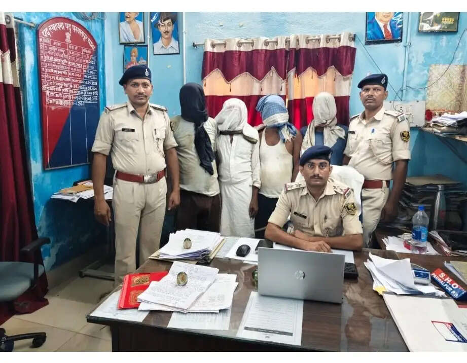 नालंदा में मिनी गन फैक्ट्री का भंडाफोड़, चार हथियार तस्कर गिरफ्तार