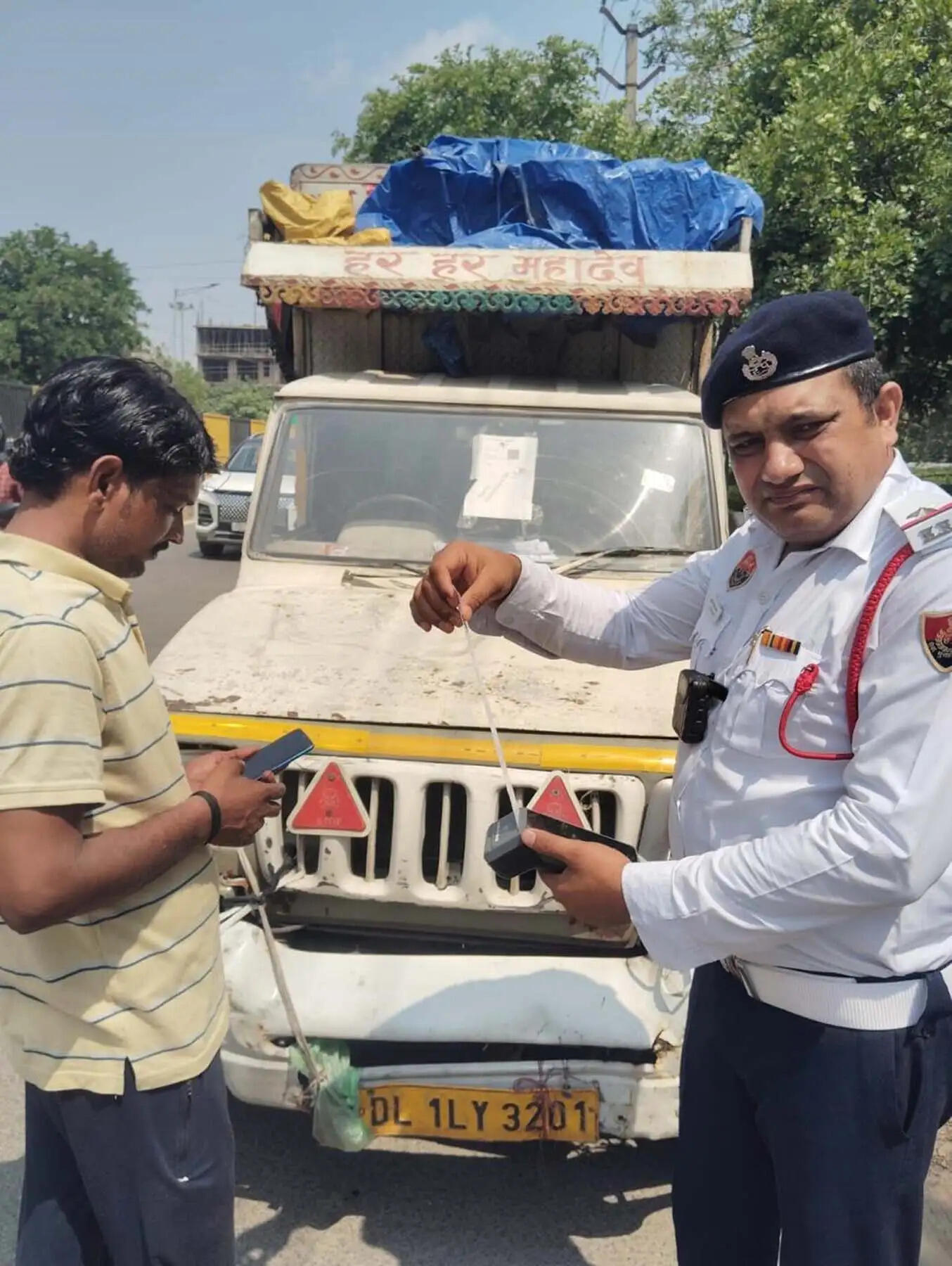 गुरुग्राम: नौ लाख रुपये का चालान था बकाया, पुलिस ने पिकअप को किया जब्त