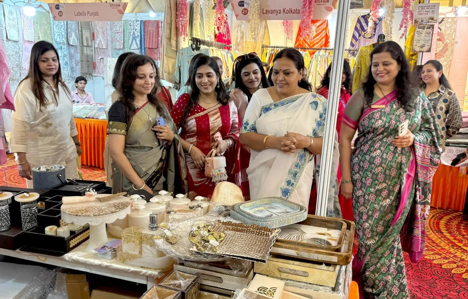 महिला उद्यमिता को नई उड़ान देगा ग्लिट्ज एंड ग्लैम एग्जीबिशन : दीपिका