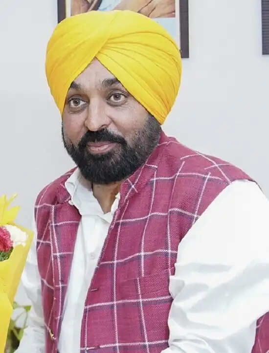 प्रधानमंत्री मोदी और केजरीवाल ने भगवंत मान को दी जन्मदिन की बधाई