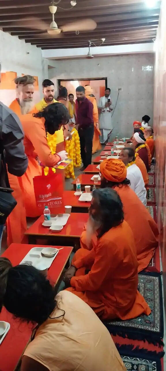 संत-महात्माओं के जयघोष से गूंजा महानिर्वाणी अखाड़ा, विधि-विधान से मनाई भगवान कपिल मुनि की जयंती