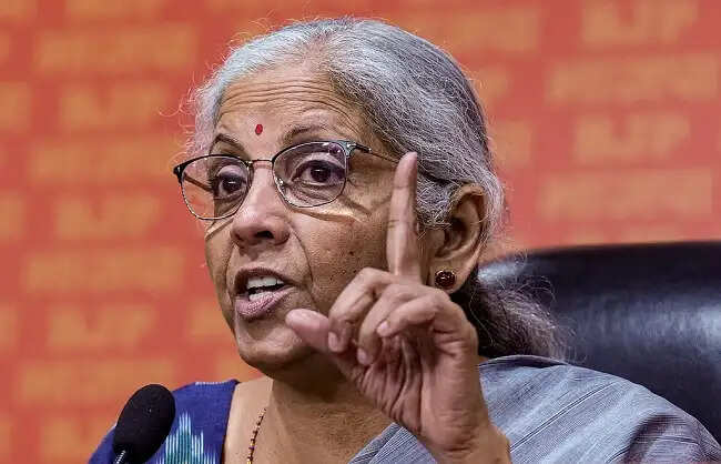 देश में 58 करोड़ जन धन खातों से करोड़ों लोग औपचारिक बैंकिंग से जुड़े : वित्त मंत्री