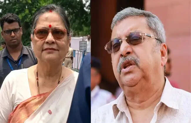 (अपडेट) तृणमूल सांसद काकाेली घोष ने कल्याण बनर्जी के खिलाफ लोकसभा अध्यक्ष को लिखा पत्र