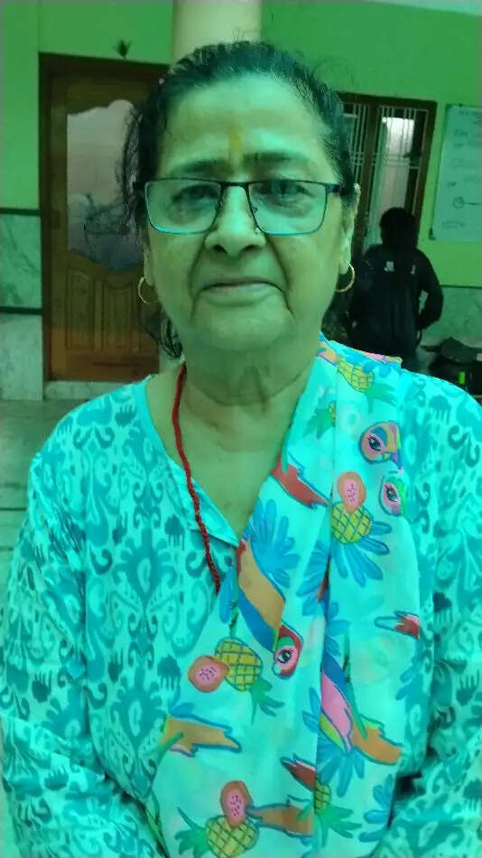 पावर लिफ्टिंग चैंपियनशिप: उम्रदराज महिला खिलाड़ियों का जज्बा लोगाें को कर रहा प्रेरित